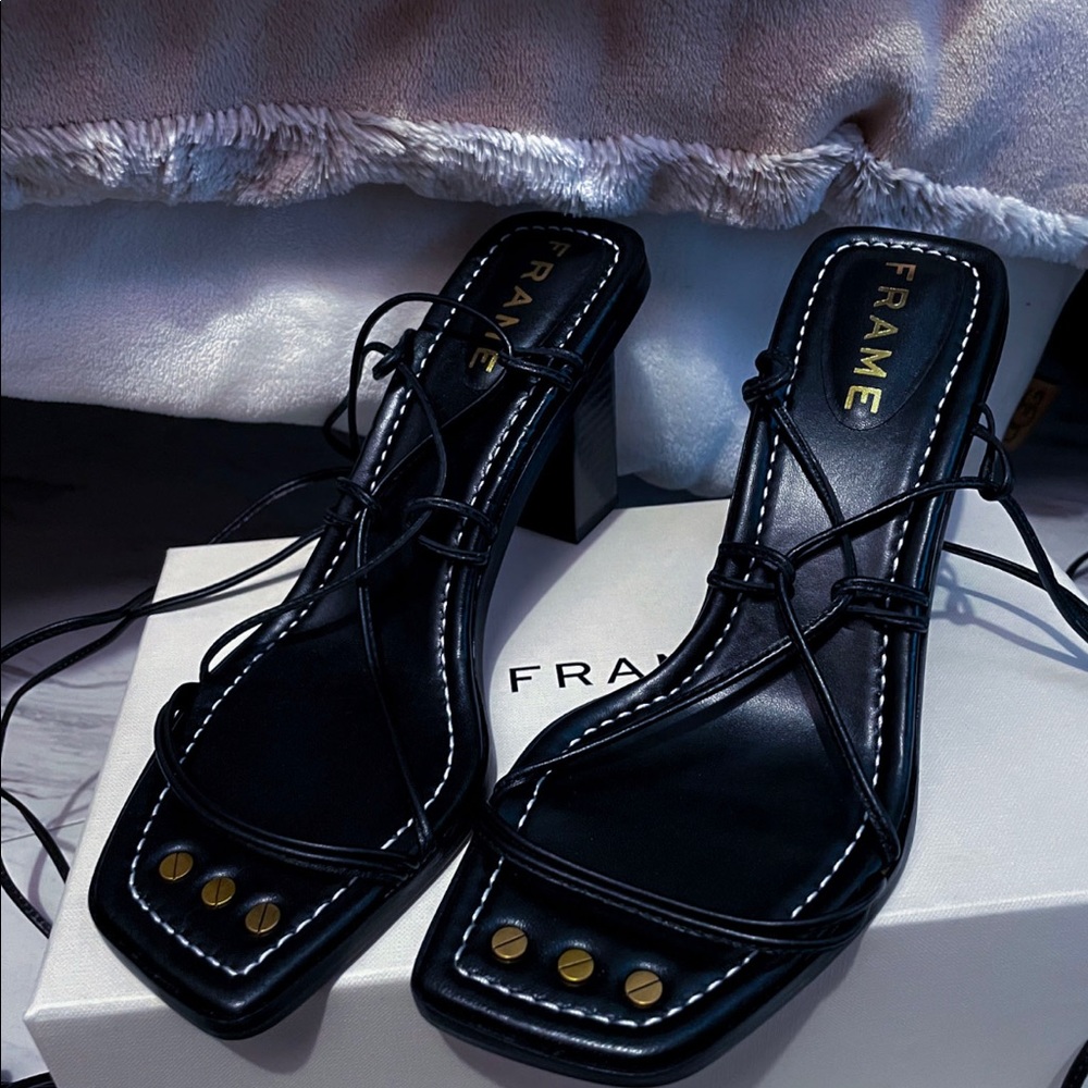 Black Leather Strap Heel Sandal Frame Le Doheny